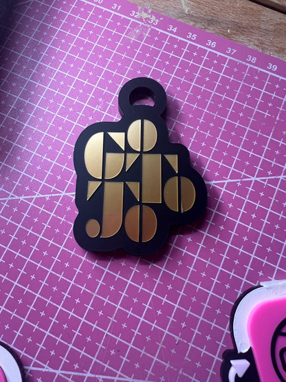 Tap to connect-social media key ring