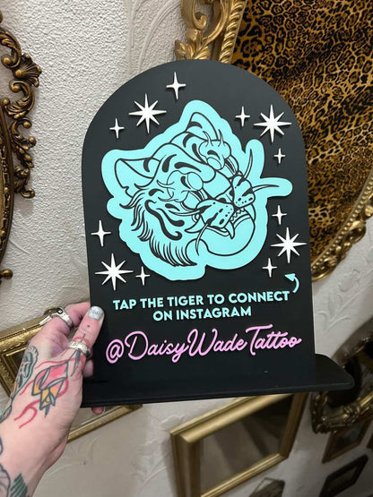 SMALL SIZE - Tap to connect social media sign