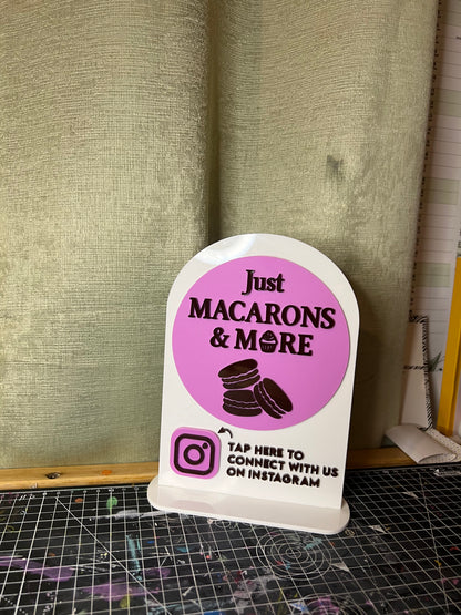 SMALL SIZE - Tap to connect social media sign