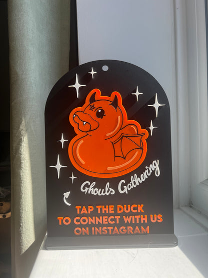 MEDIUM SIZE - Tap to connect social media sign