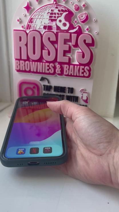 SMALL SIZE - Tap to connect social media sign